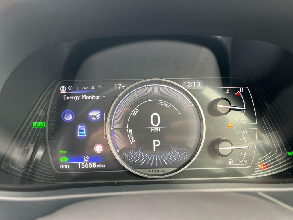 Lexus UX 250H 2.0  #52