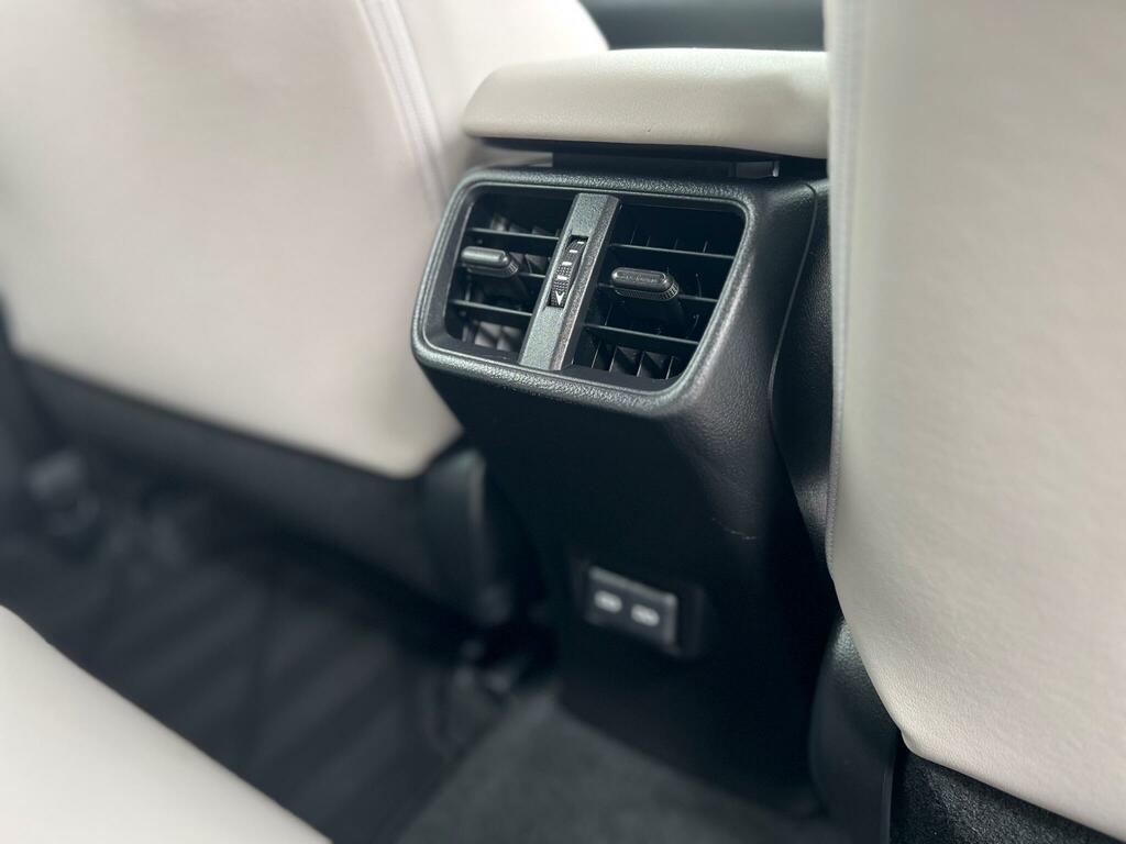 Lexus UX 250H 2.0  #31