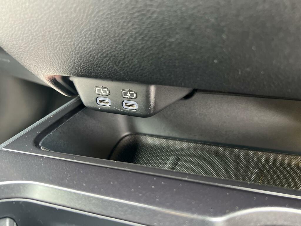 Lexus UX 250H 2.0  #40