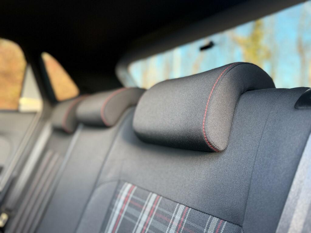 Volkswagen Polo Match Red #50