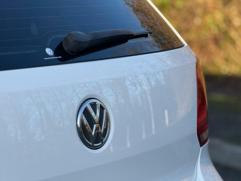 Volkswagen Polo Match Red #9