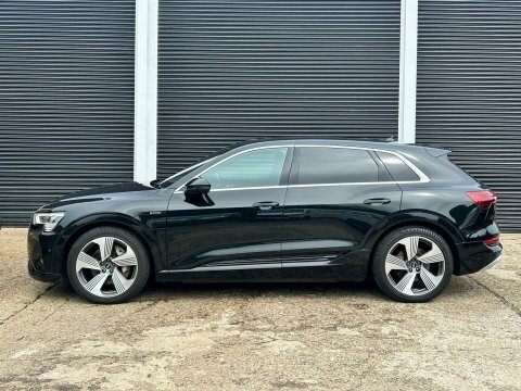 Audi E-tron Quattro S Line NC21UCH Black #6