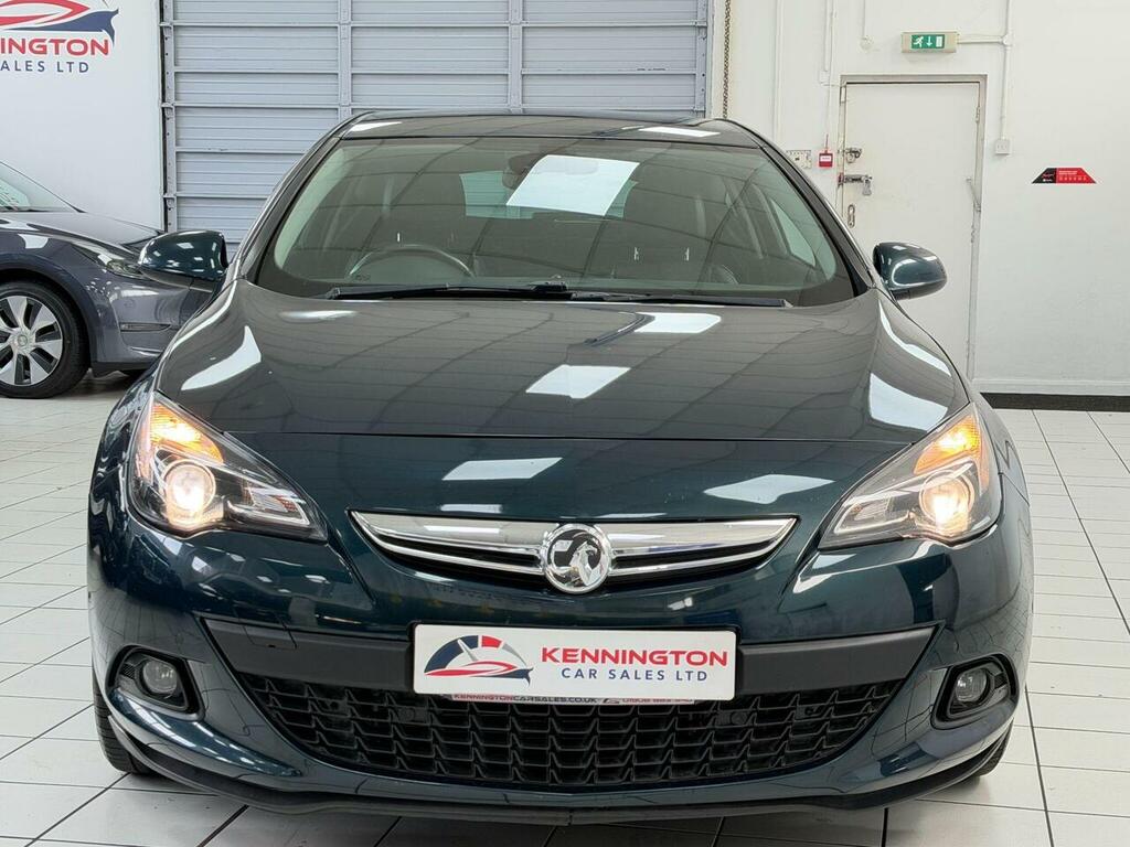 Vauxhall Astra GTC White #7