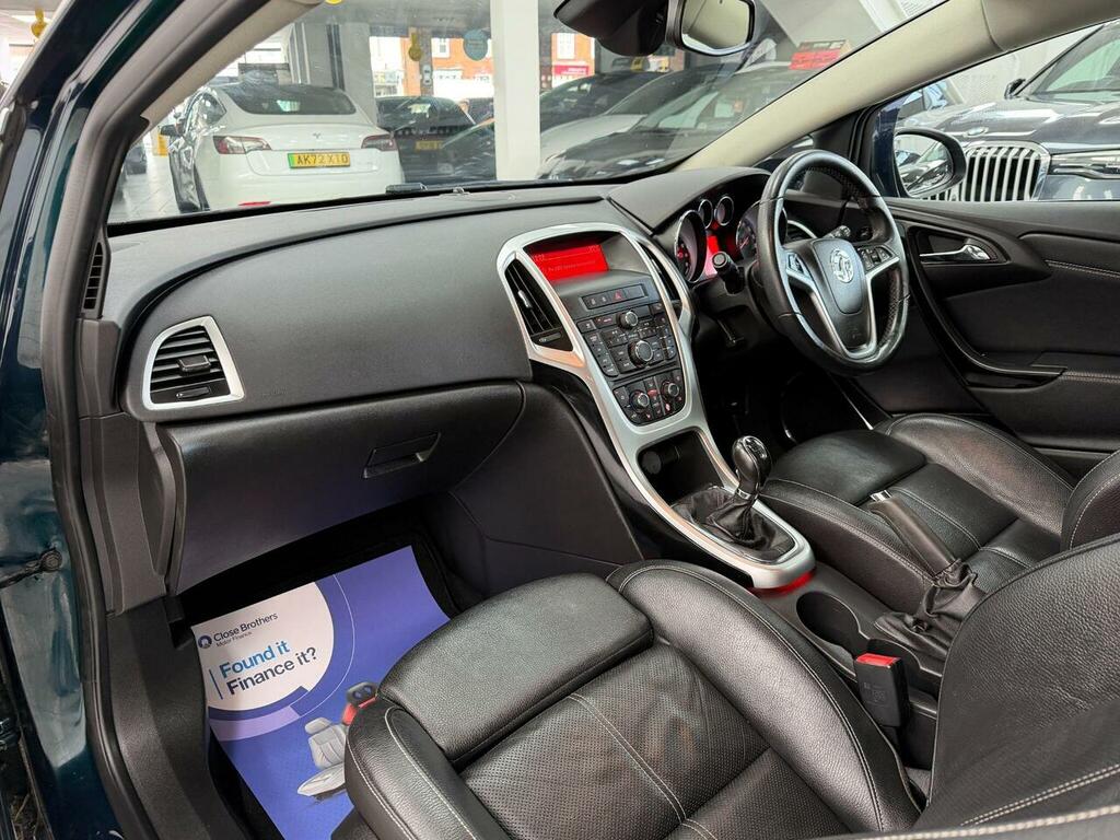 Vauxhall Astra GTC White #11