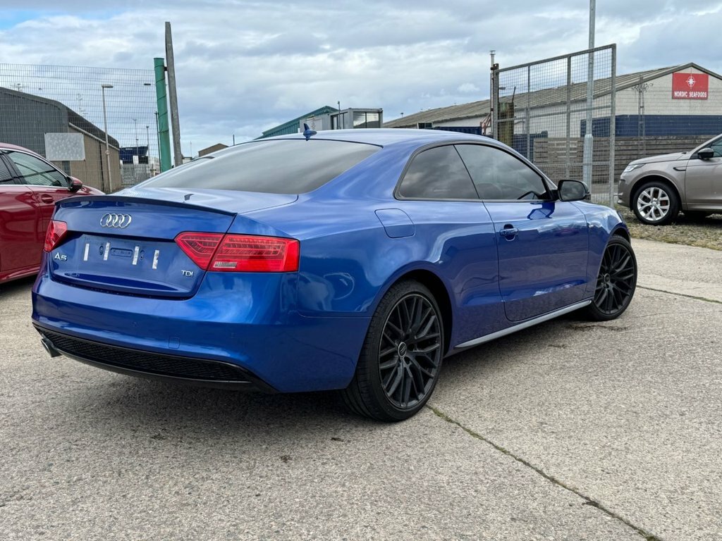 Audi A5 2L Black Edition Plus Blue #5