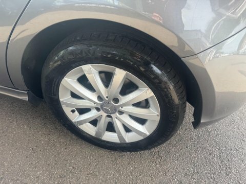 Mercedes-Benz A Class Hatchback White #14