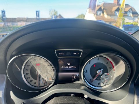 Mercedes-Benz GLA Class Gla 220 D  #7