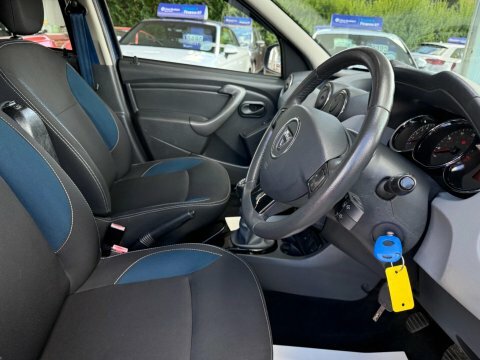 Dacia Duster Suv 1.5 Dci Laureate Euro 5 201515 White #16