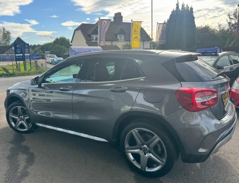 Mercedes-Benz GLA Class 2.1 Gla220d Amg  #4