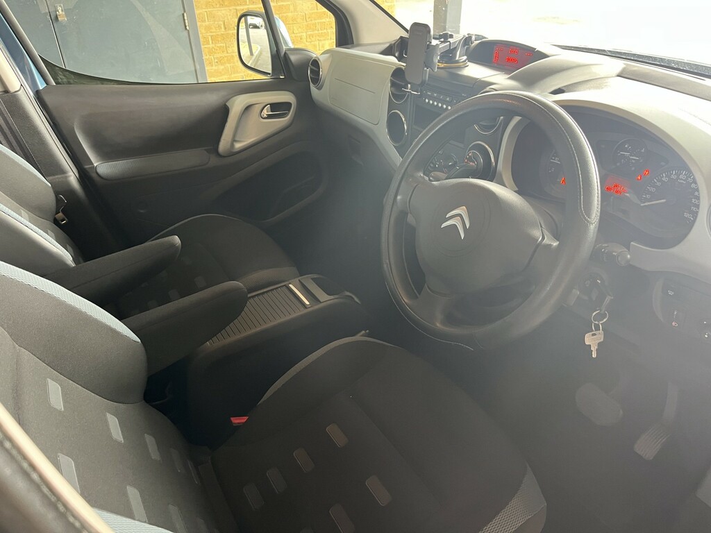 Citroen Berlingo Plus Blue #11