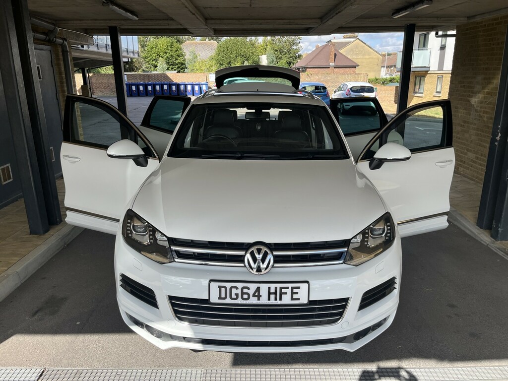 Volkswagen Touareg 3.0 Tdi V6 Bluemotion Tech R-line White #6