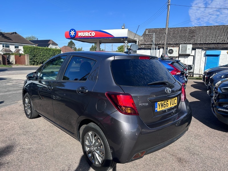Toyota Yaris  Black #7