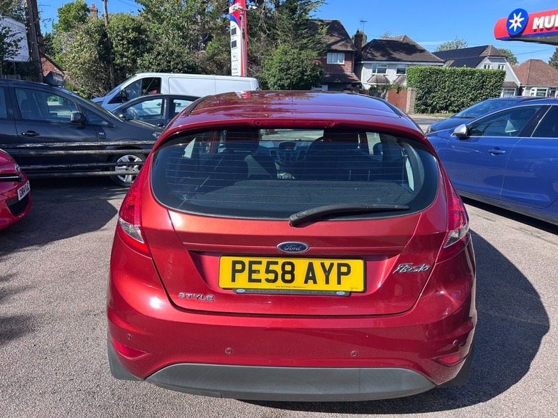 Ford Fiesta Style Climate Green #8