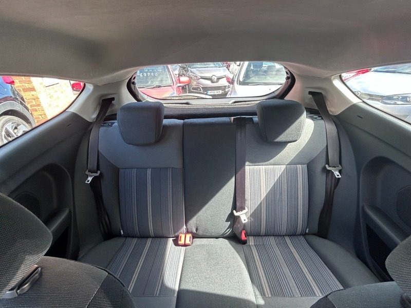 Ford Fiesta Style Climate Green #12