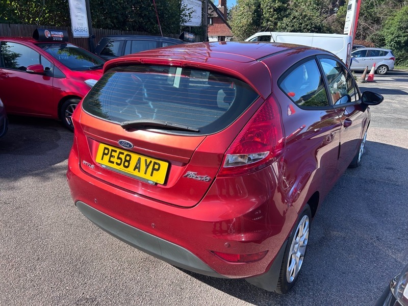Ford Fiesta Style Red #5