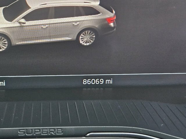 Skoda Superb Se Technology Grey #34