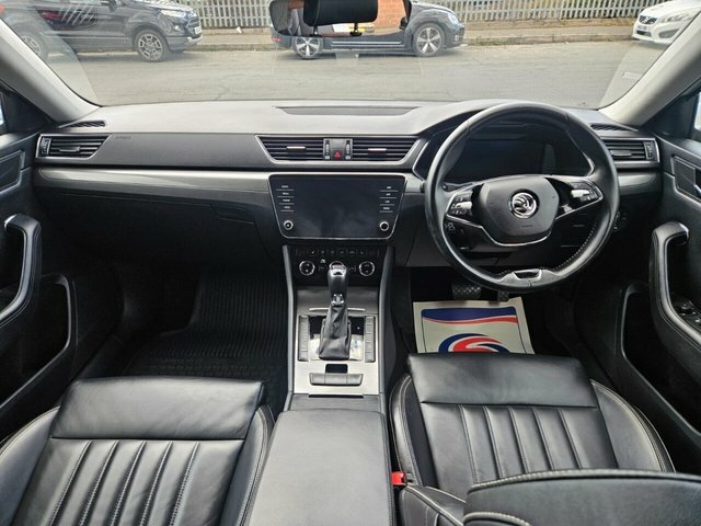 Skoda Superb Tdi Se L Estate White #2