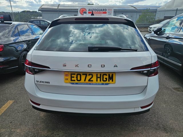 Skoda Superb Tdi Se L Estate White #4