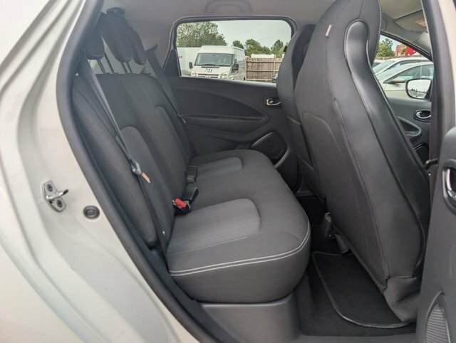 Renault Zoe Dynamique Nav Ze 40 A White #33