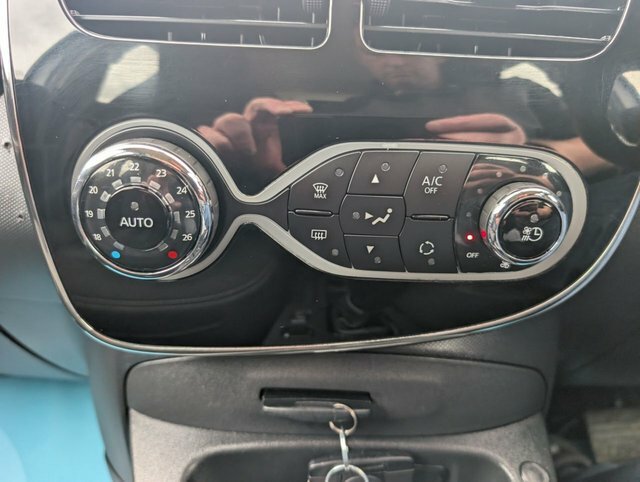 Renault Zoe Dynamique Nav Ze 40 A White #30