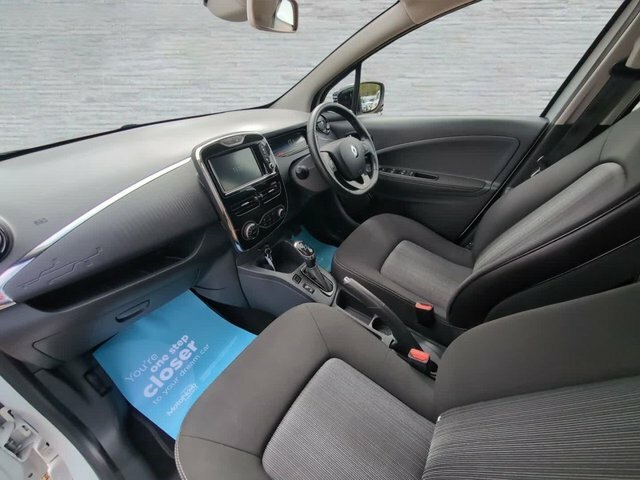 Renault Zoe 41Kwh Dynamique Nav Hatchback White #2