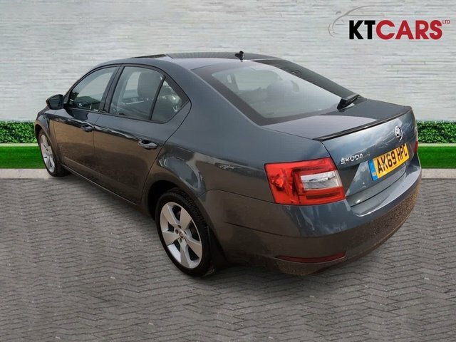 Skoda Octavia Tsi Act Se Drive Grey #3