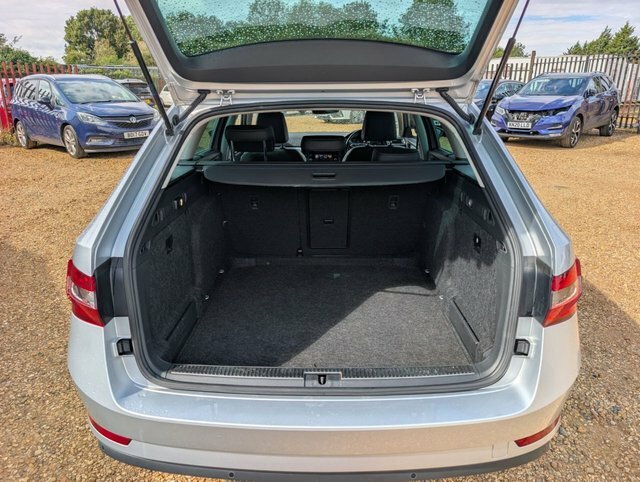 Skoda Superb 1.5 Tsi Se L Dsg Green #48