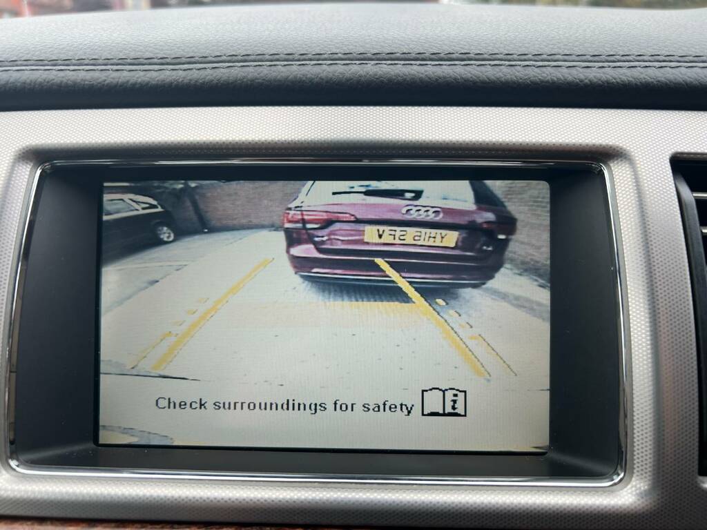 Jaguar XF 3.0 V6 Luxury Red #26