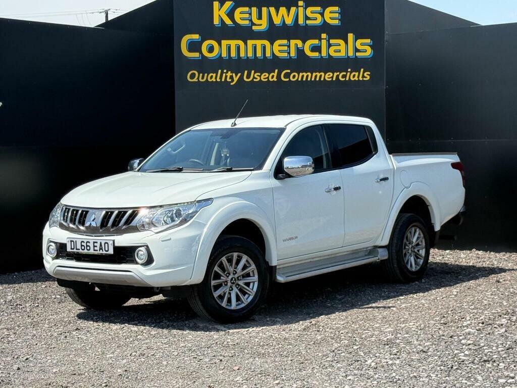Mitsubishi L200 2.4 Di-d Dc Warrior 4Wd Euro 6 White