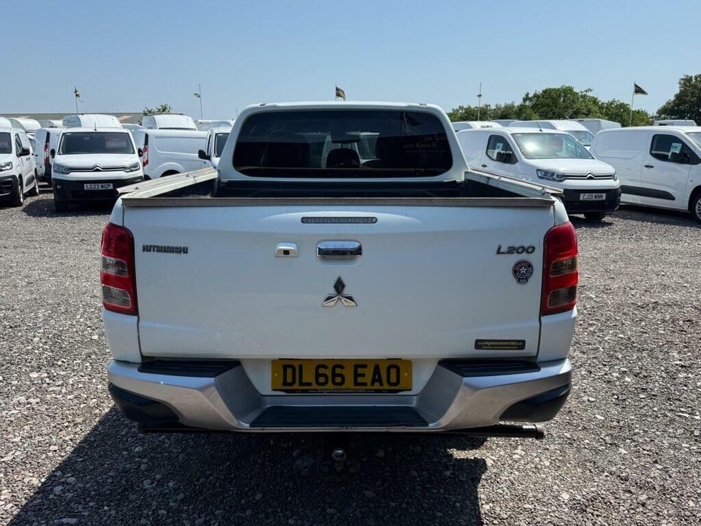 Mitsubishi L200 2.4 Di-d Dc Warrior 4Wd Euro 6 White #6