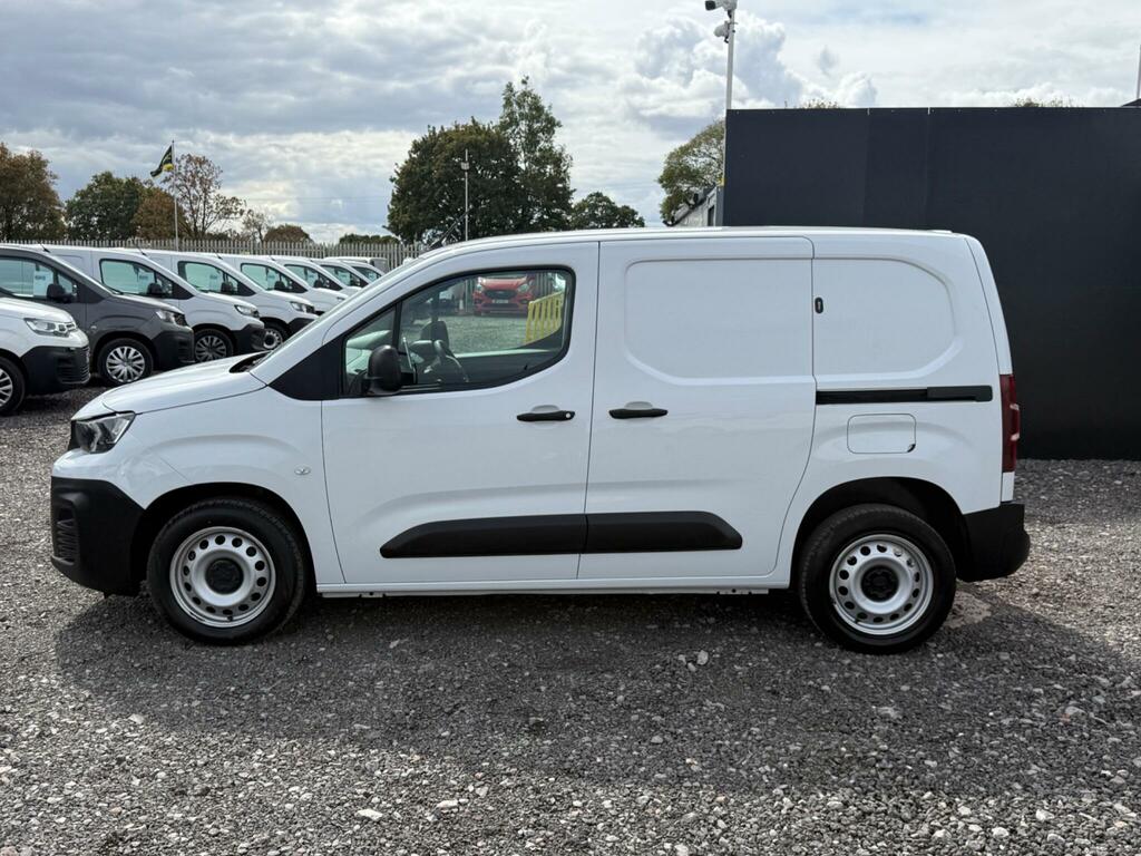 Peugeot Partner 1.5 Bluehdi 1000 Professional Premium Standard P White #3