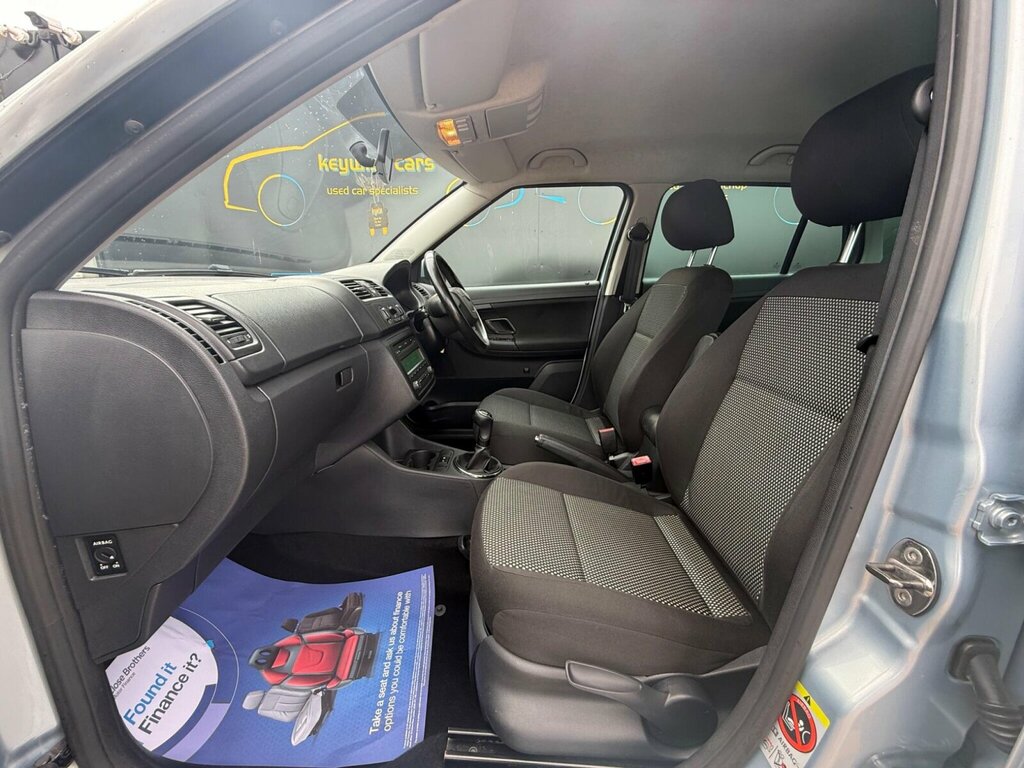 Skoda Fabia 1.2 Htp 6V 1 Red #18
