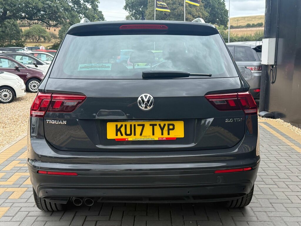 Volkswagen Tiguan 2.0 Tdi Bluemotion Tech Se Navigation Euro 6 Ss Grey #4