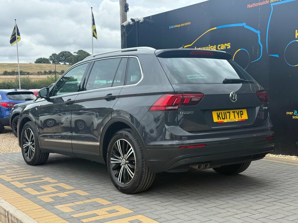 Volkswagen Tiguan 2.0 Tdi Bluemotion Tech Se Navigation Euro 6 Ss Grey #3