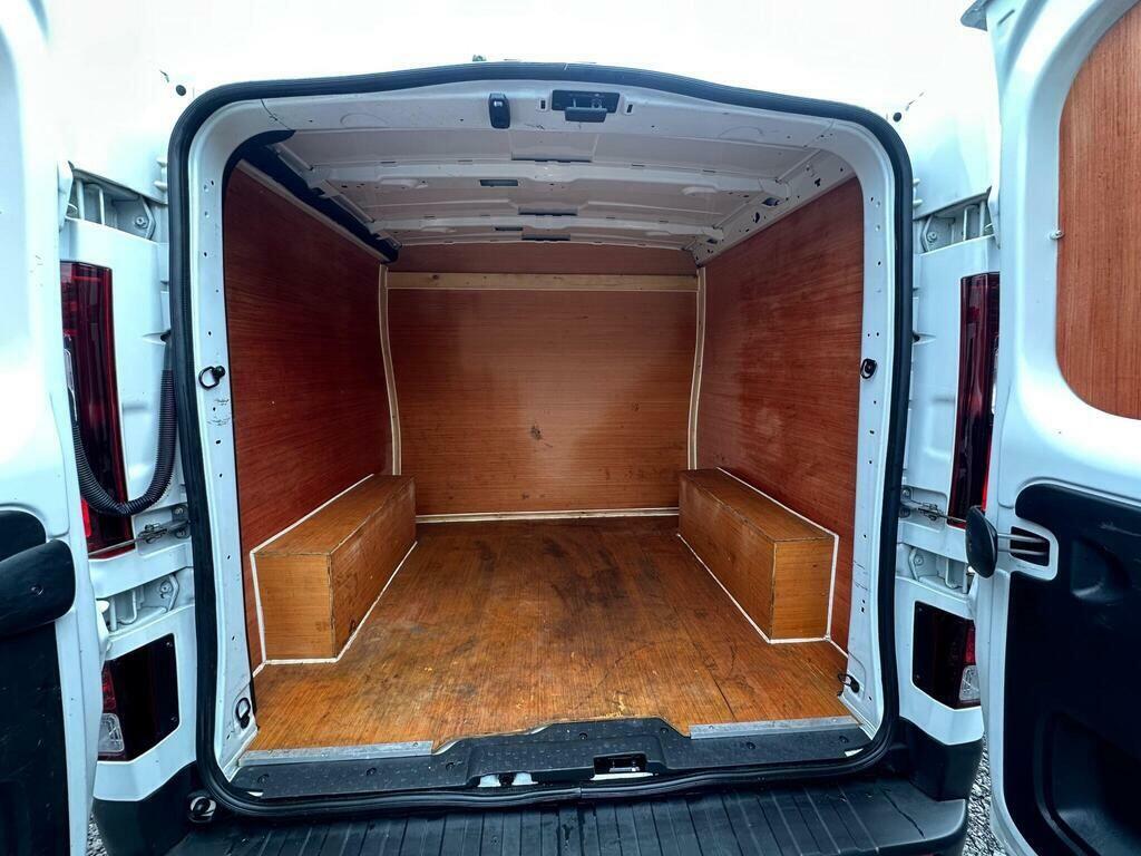 Nissan Primastar Dci Acenta L2h1 White #19