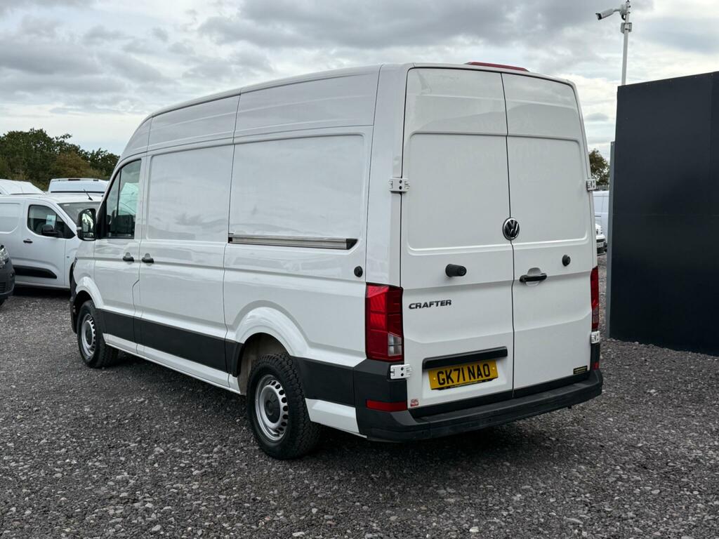 Volkswagen Crafter 2.0 Tdi Cr35 Trendline Fwd Mwb Euro 6 Ss White #4