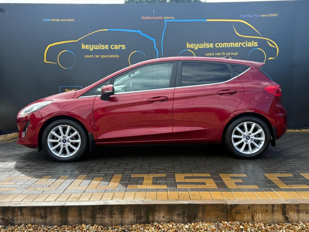 Ford Fiesta 1.0T Ecoboost Titanium Euro 6 Ss Red #2