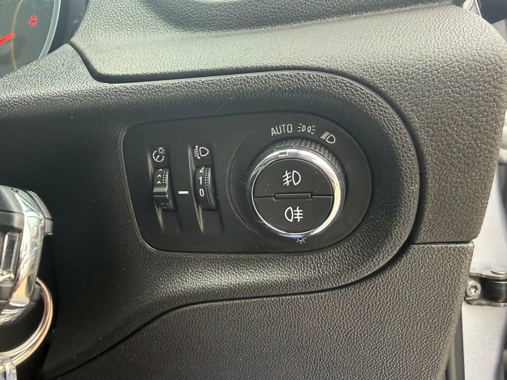 Vauxhall Grandland X Grey #31