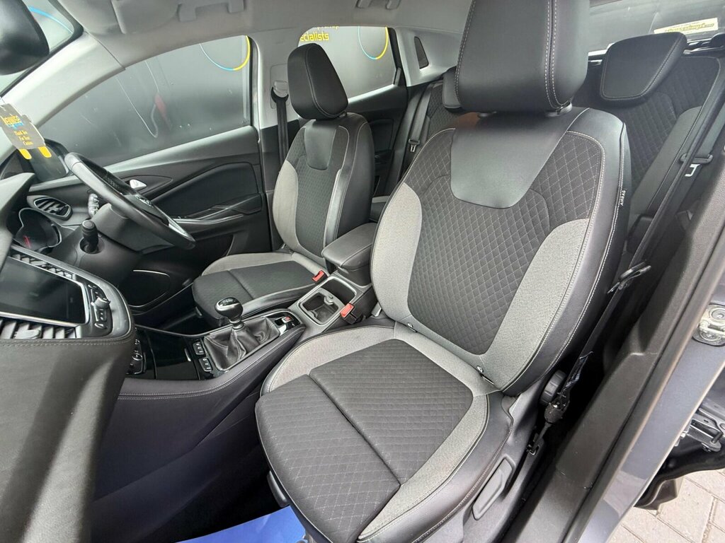 Vauxhall Grandland X Grey #17