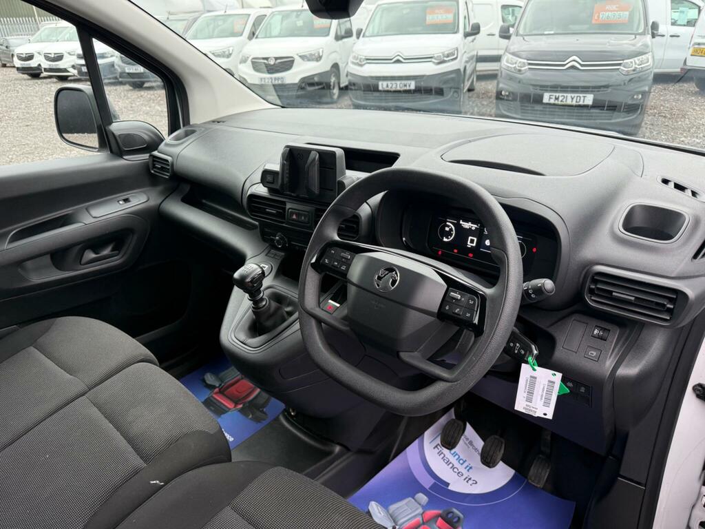 Vauxhall Combo Combo 1.5 Turbo D 2300 Pro L2 H1 Euro 6 Ss 6Dr White #11