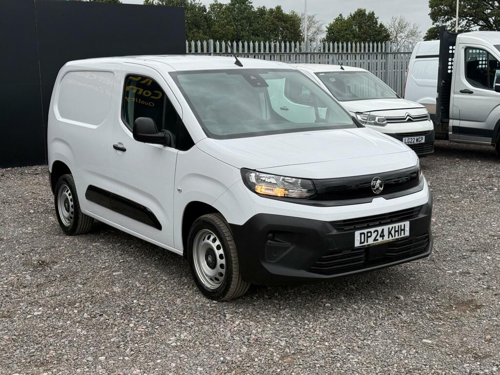 Vauxhall Combo Combo 1.5 Turbo D 2300 Pro L2 H1 Euro 6 Ss 6Dr White #8