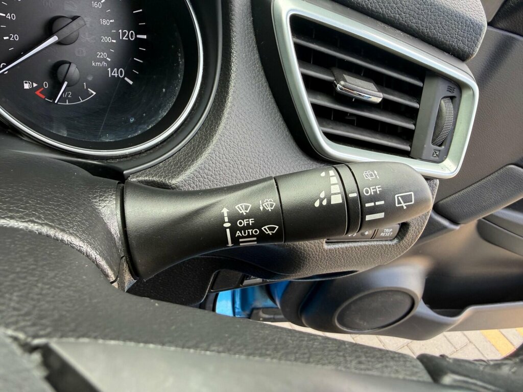 Nissan Qashqai N-connecta Grey #25