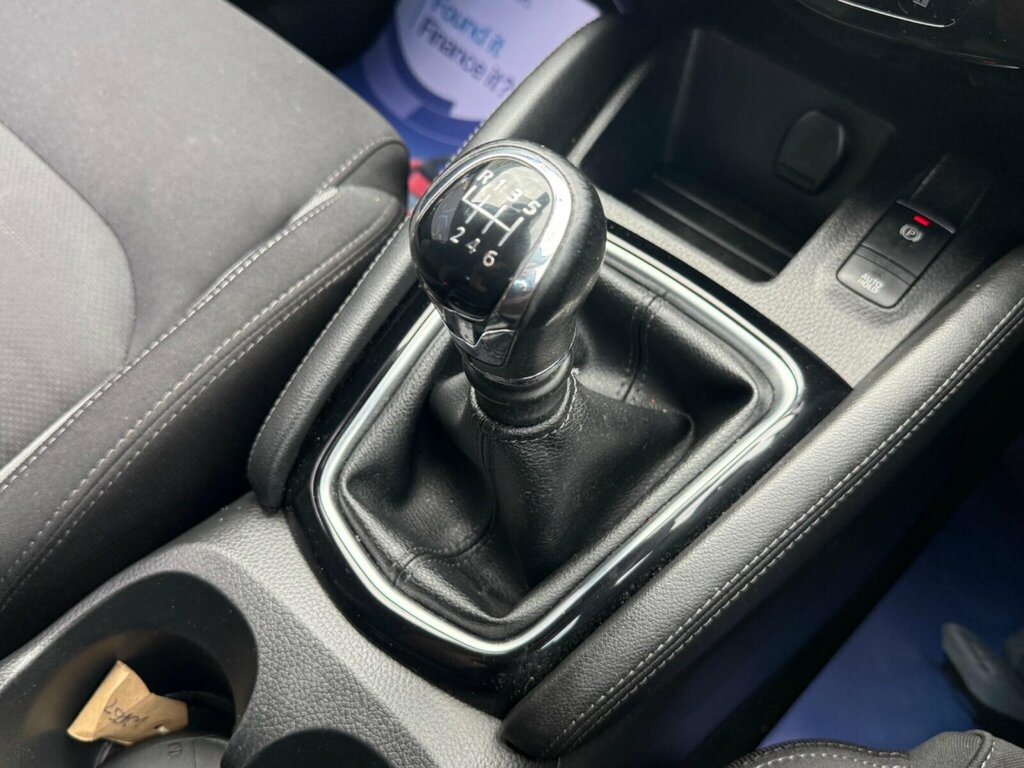 Nissan Qashqai N-connecta Grey #30
