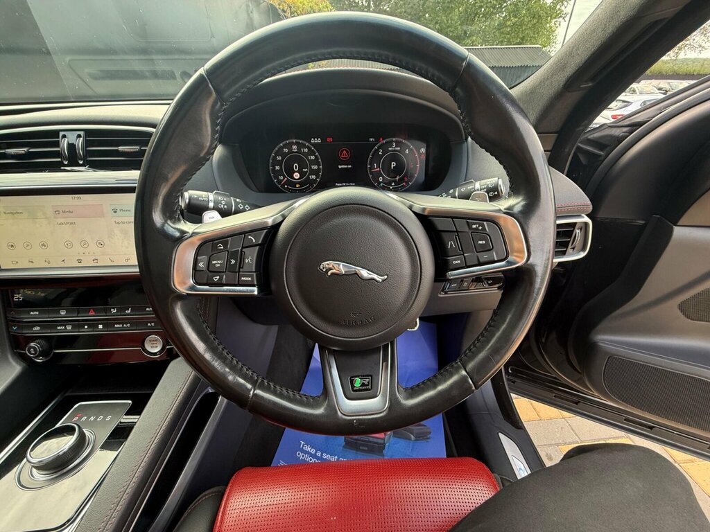 Jaguar F-Pace 2.0 D180 Portfolio Suv Euro 6 Ss  #22