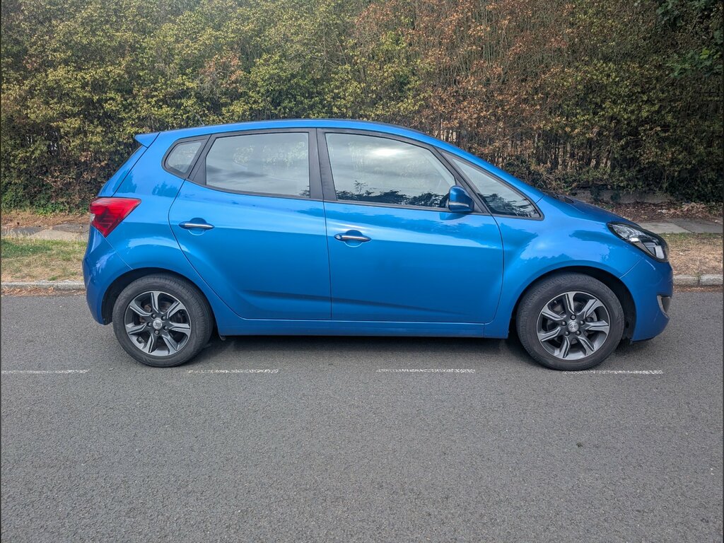 Hyundai Ix20  Blue #8
