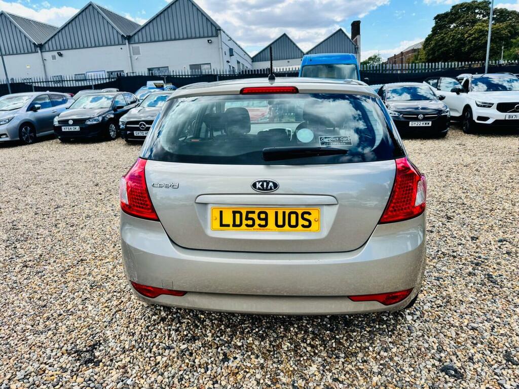 Kia Ceed 1.6 Crdi 2 Euro 4 Silver #10