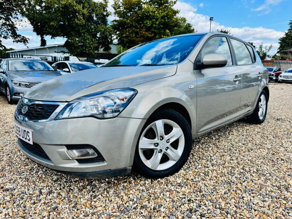 Kia Ceed 1.6 Crdi 2 Euro 4 Silver #8