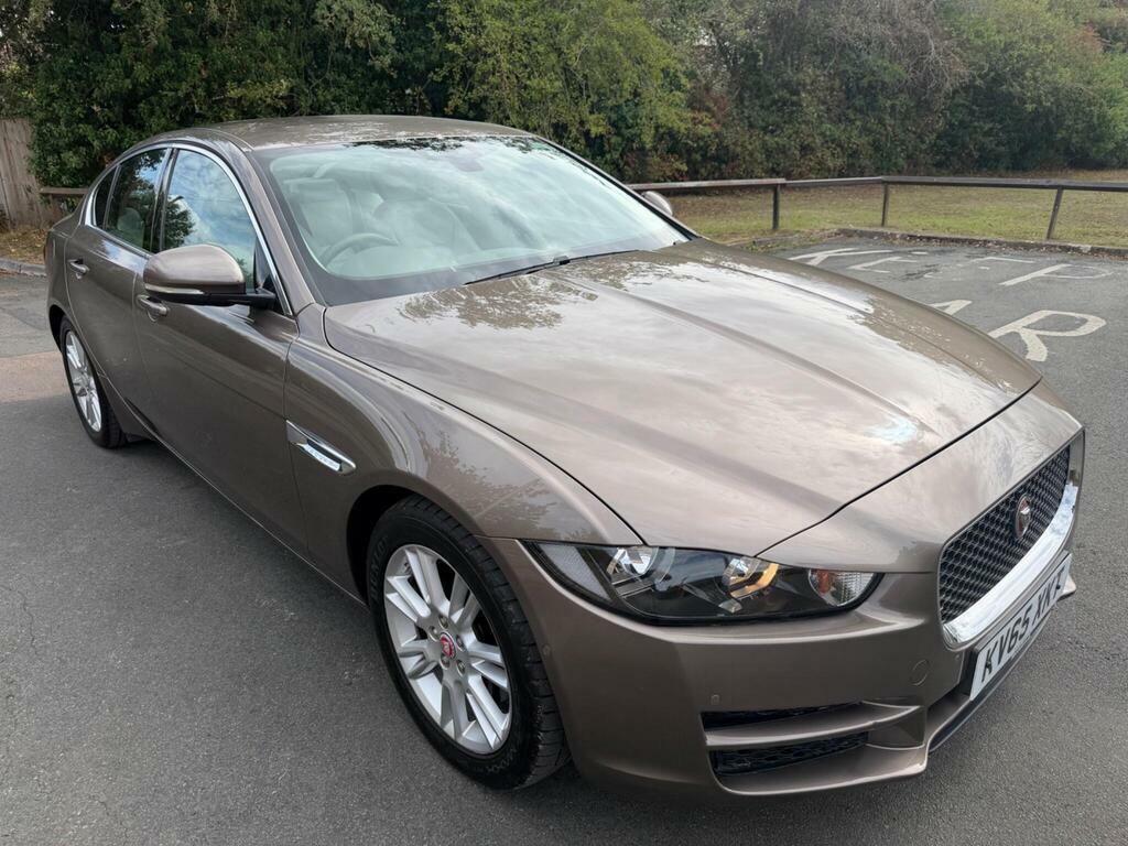 Jaguar XE 2.0 Gtdi Prestige Euro 6 S S Brown