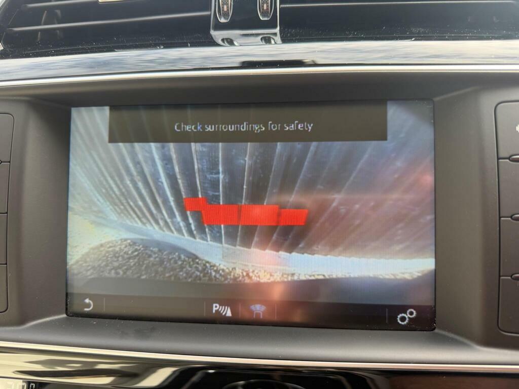 Jaguar XE Saloon Red #33