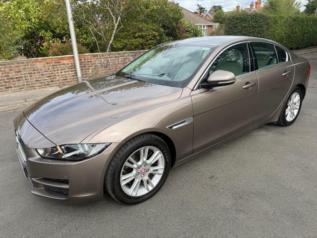 Jaguar XE 2.0 Gtdi Prestige Euro 6 S S Brown #3